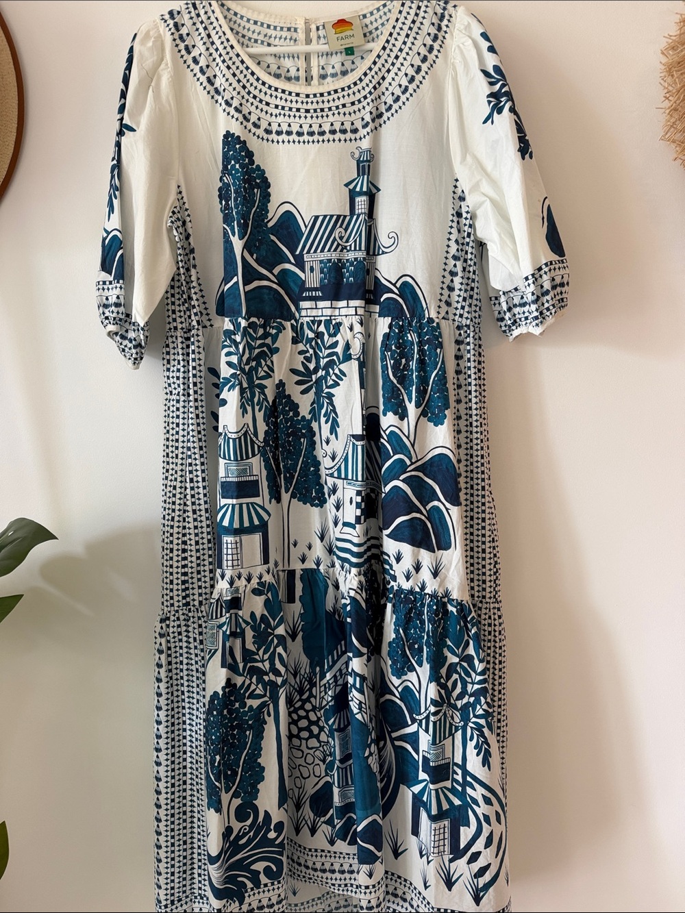 Farm Rio Sleeved Midi Dress in White and Navy - Vintage Inspired - Picture 6 of 6